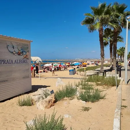 Beach, Please! Apartment